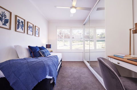 Bright And Spacious Family Home With Leafy Deck - Accommodation Port Macquarie 28