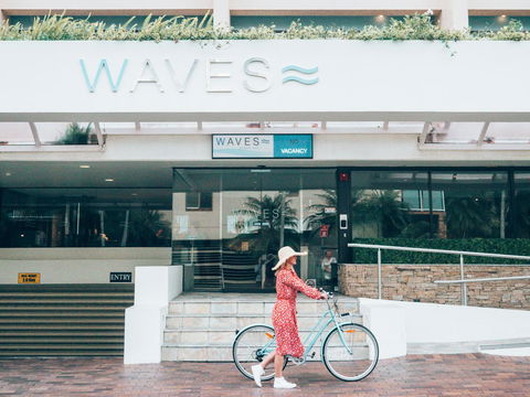 Waves Byron Bay - Accommodation Port Macquarie 0