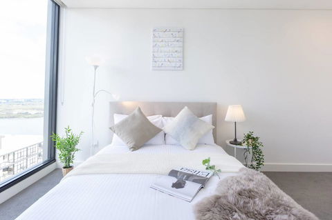Japanese Style Waterfront Apt Wt Rooftop Pool - Accommodation Port Macquarie 8