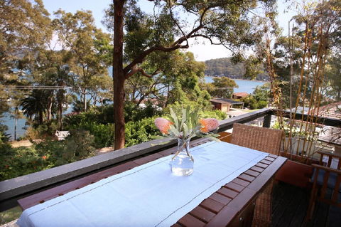 Refuge Cove On Pittwater - Accommodation Port Macquarie 4
