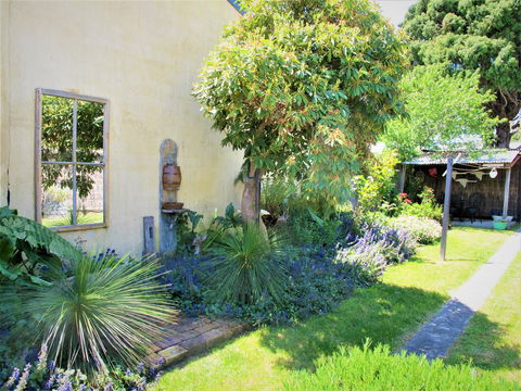 Apple Tree Cottage - Accommodation Port Macquarie 23