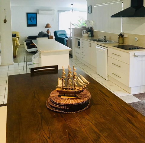 Yigala House - Accommodation Port Macquarie 11