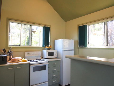 Bundle Hill Cottages - Accommodation Port Macquarie 14