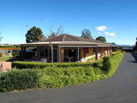 Hunter Oasis - Accommodation Port Macquarie 13