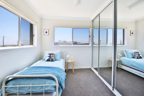 Neptune I Absolute Beachfront I Stunning Views - Accommodation Port Macquarie 14