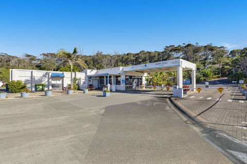 Blue Lagoon Beach Resort - Accommodation Port Macquarie 11