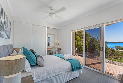 Phuza Maningi 17 Myan Close - Accommodation Port Macquarie 15