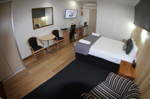 Sleepy Hill Motor Inn - Accommodation Port Macquarie 1