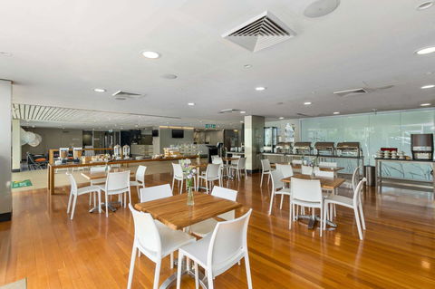 Quality Suites Pioneer Sands - Accommodation Port Macquarie 7