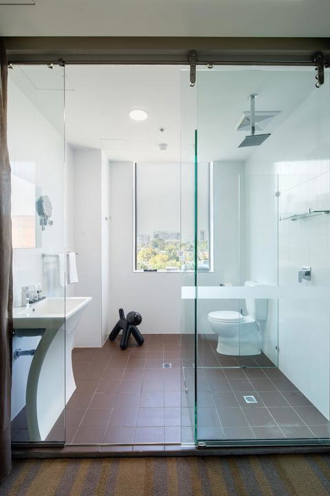 57Hotel - Accommodation Port Macquarie 12