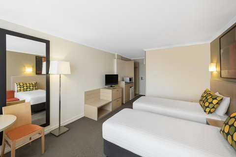 Mercure Newcastle - Accommodation Port Macquarie 5