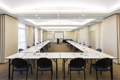 Mercure Newcastle - Accommodation Port Macquarie 31