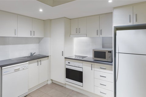 Mercure Newcastle - Accommodation Port Macquarie 17