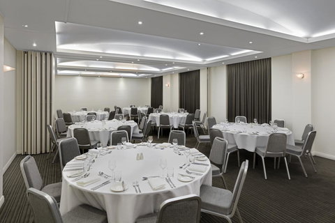 Mercure Newcastle - Accommodation Port Macquarie 26