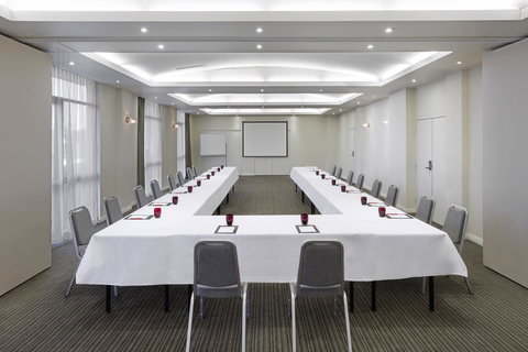 Mercure Newcastle - Accommodation Port Macquarie 21