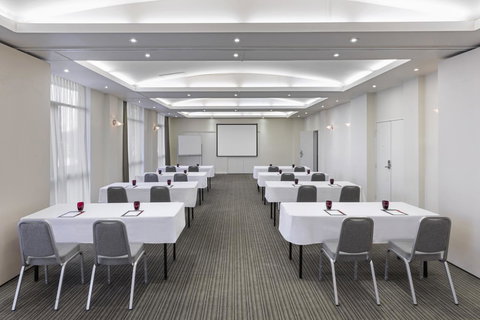 Mercure Newcastle - Accommodation Port Macquarie 23