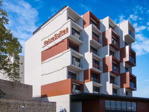 Value Suites Green Square - Accommodation Port Macquarie 0