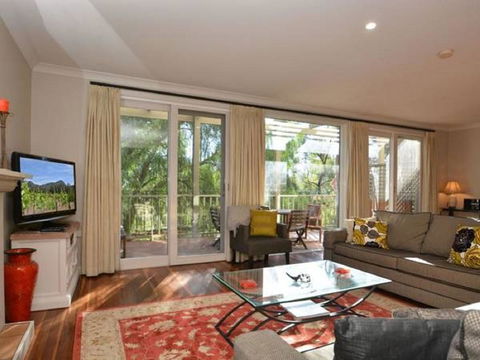Villa 3br Chianti Villa Located Within Cypress Lakes Resort - Accommodation Port Macquarie 0