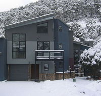 Snowstream 4 - Accommodation Port Macquarie