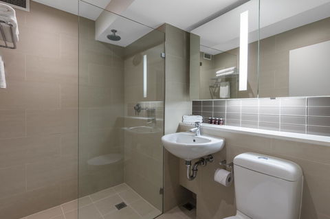 View Sydney - Accommodation Port Macquarie 16