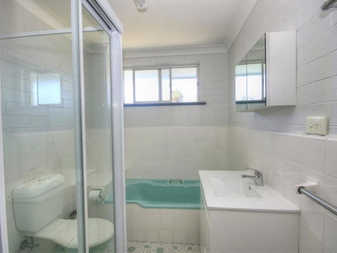 45 Wharf Street - Whole House - Accommodation Port Macquarie 6