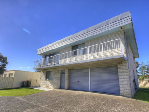45 Wharf Street - Whole House - Accommodation Port Macquarie 11