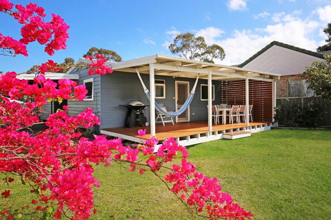 Hayes Beach House I Award Winner I 4 Mins To Beach - Accommodation Port Macquarie 0