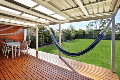 Hayes Beach House I Award Winner I 4 Mins To Beach - Accommodation Port Macquarie 6