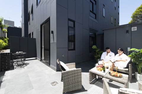 Holiday Inn & Suites - Parramatta Marsden Street, An IHG Hotel - Accommodation Port Macquarie 3