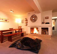 Full Circle Apartments - Accommodation Port Macquarie
