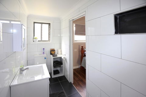 Pound Creek Gallery - Accommodation Port Macquarie 6