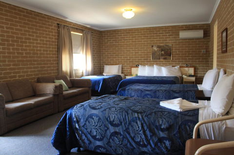 Grand Manor Motor Inn - Accommodation Port Macquarie 1