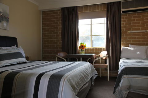 Grand Manor Motor Inn - Accommodation Port Macquarie 6