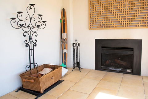 Belmont - Accommodation Port Macquarie 16