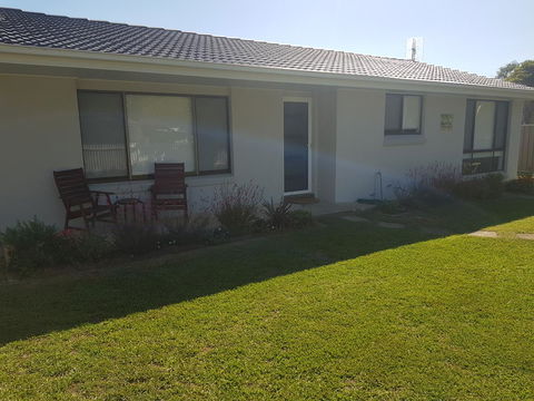 Golden Hill Cottage - Accommodation Port Macquarie 2