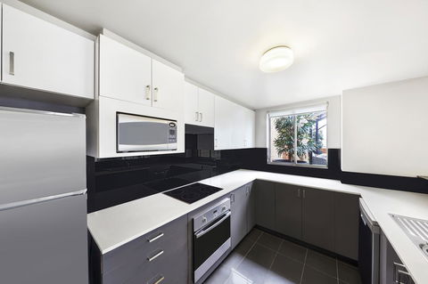 Adina Apartment Hotel Sydney Surry Hills - Accommodation Port Macquarie 11