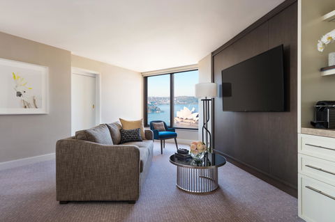 Four Seasons Hotel Sydney - Accommodation Port Macquarie 1