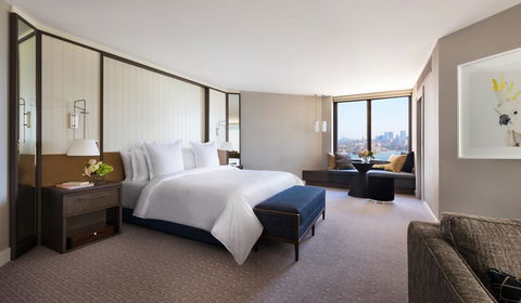 Four Seasons Hotel Sydney - Accommodation Port Macquarie 7