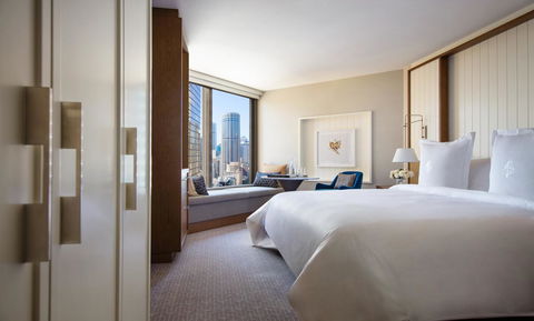Four Seasons Hotel Sydney - Accommodation Port Macquarie 9