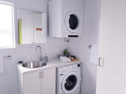 BookerBay Retreat! - Accommodation Port Macquarie 9