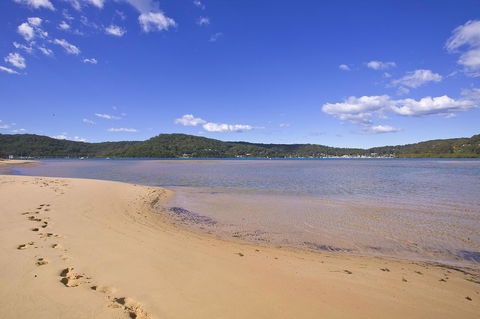 BookerBay Retreat! - Accommodation Port Macquarie 0