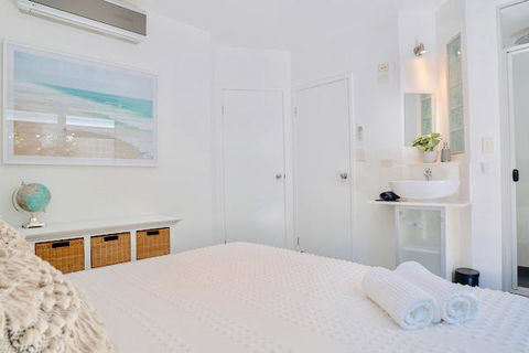 Hastings By The Sea - Accommodation Port Macquarie 3