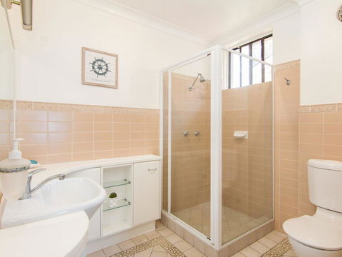 Shoreline 7 - Accommodation Port Macquarie 8