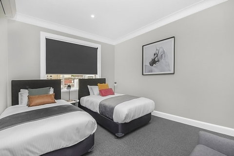 Horse And Jockey Hotel Homebush - Accommodation Port Macquarie 4