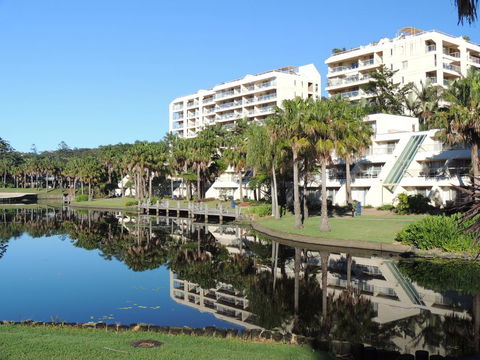 Charlesworth Bay Beach Resort - Accommodation Port Macquarie 0