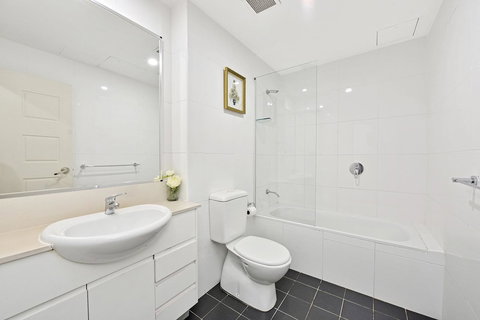 Comfortable Apartment In Central Sydney - Accommodation Port Macquarie 4