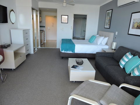 BASE Holidays - Ettalong Beach Premium Apartments - Accommodation Port Macquarie 18