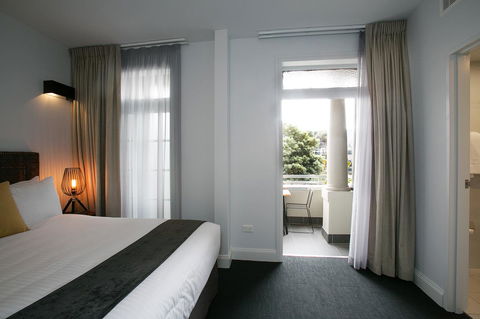 The Lucky Hotel - Accommodation Port Macquarie 25