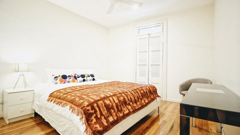 Cozy 5 Bed House In Sydney - Accommodation Port Macquarie 26