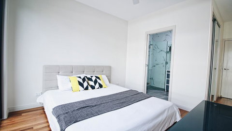 Cozy 5 Bed House In Sydney - Accommodation Port Macquarie 13